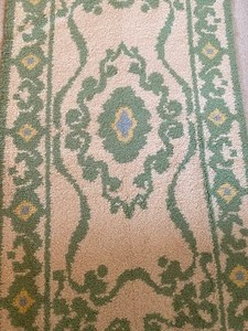 lot 129 image: Vintage Rug