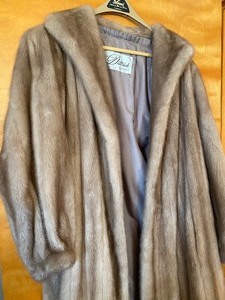 lot 134 image: Mink Coat