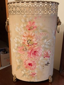 lot 151 image: Vintage Metal Garbage Can & Framed Floral Print