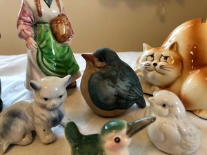 lot 173 image: Ten Vintage Figurines