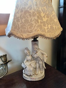 lot 170 image: Wall Candle Holder and Vintage Lamp