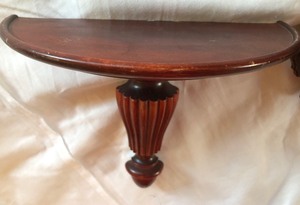 lot 176 image: Lot of Two Vintage Decorative Shelves