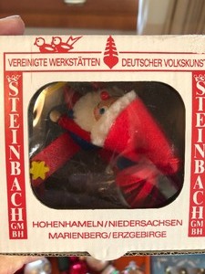 lot 169 image: Vintage Christmas Lot