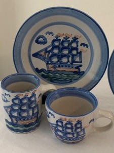 lot 146 image: M.A. Hadley Pottery Items