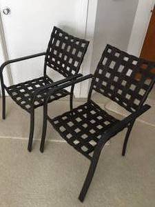 lot 252 image: Two Metal Patio Chairs w Pads