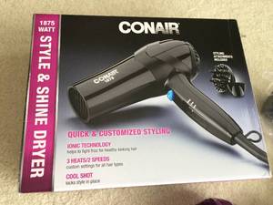 lot 257 image: Conair Blow Dryer