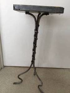 lot 264 image: Metal Table w Tile Top