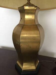 lot 270 image: Brass Table Lamp