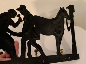 lot 303 image: Decorative Metal Wall Hat Hook