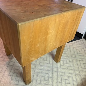 lot 301 image: Butcher Block