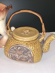 lot 315 image: Vintage Glassware Items