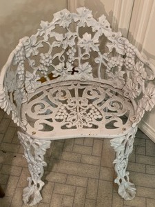 lot 331 image: Vintage Metal Outdoor Chair