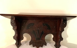 lot 275 image: Ornate Vintage Wall Shelf