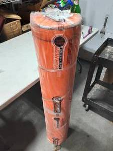 lot 12 image: Pearl Wave Safety Netting 4 Ft. X 50Yds.