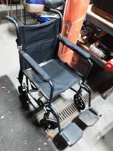 lot 33 image: Drive Brand Small Wheel Chair