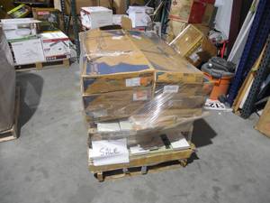 lot 16 image: WHOLESALE PALLET LOT OF GENERAL MERCHANDISE