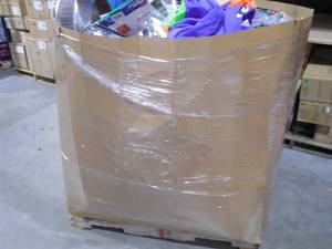lot 51 image: WHOLESALE PALLET LOT OF GENERAL MERCHANDISE, SMALLS- TOOLS,HARDWARE ITEMS