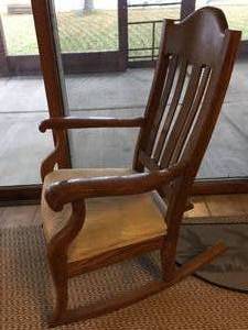 lot 1 image: Wooden Padded Rocker