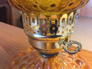 lot 35 image: Glass Table Lamp