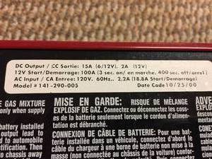 lot 147 image: Century Battery Charger Deep Cycle , 6 & 12 Volt