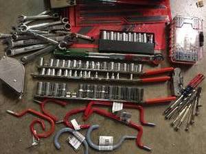 lot 163 image: Craftsman Toolbox Full of Tools