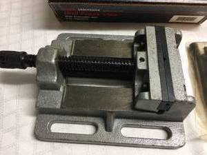 lot 188 image: Craftsman Drill Press Vice
