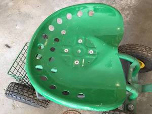 lot 286 image: Rolling Add On Garden Cart