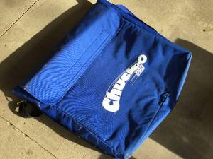 lot 311 image: Chucko Cornhole Set w Carrying Case