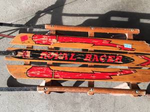lot 318 image: Vintage Royal Racer Sled