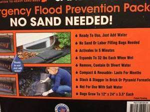 lot 348 image: Sandless Sandbags