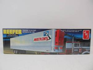 lot 13 image: NOS Vintage AMT Watkins Reefer