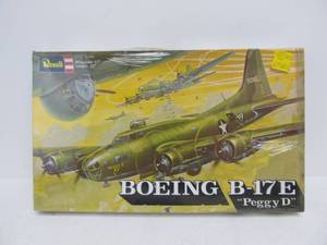 lot 75 image: NOS Vintage Revell Boeing B17-E - Peggy D