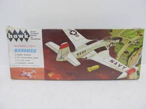 lot 90 image: NOS Vintage Hawk Models McDonnell F2H-2 Banshee