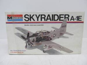 lot 91 image: NOS Vintage Monogram Skyraider A-1E
