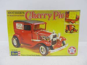 lot 100 image: NOS Vintage Revell Mothers CHERRY PIE 1931 Model A Panel Sedan