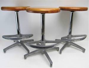 lot 51 image: Very Nice Quality Set of 3 Steel & Wood Swivel Stools