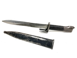 lot 79 image: Vintage Military Bayonet wMatching Scabbard 