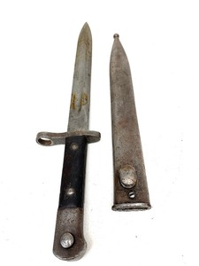 lot 80 image: Vintage Military Bayonet wMatching Scabbard 