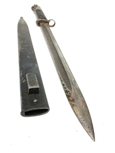 lot 81 image: Vintage Military Bayonet wMatching Scabbard 