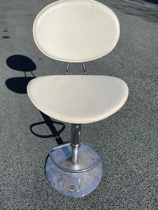 lot 109 image: Large Chrome Hydraulic Swivel Stool