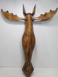 lot 154 image: LARGE Carved Wood Moose Head Wall Sculpture