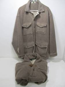 lot 202 image: 2 Mens ORVIS Jackets - Size XXL