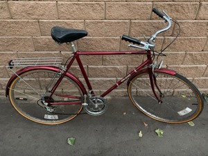 lot 165 image: Nice Vintage Brittany Free Spirit Mens Bicycle