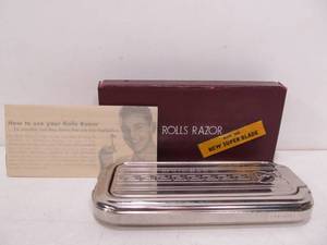 lot 258 image: Nice Vintage Chrome ROLLS Razor
