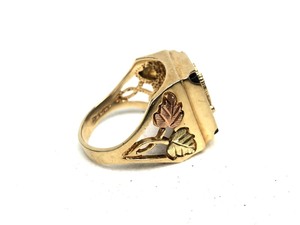 lot 187 image: Fantastic Large Mens Solid 10K Gold HARLEY DAVIDSON Black Hills Gold Ring - Size 10.5