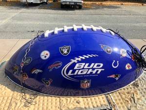 lot 303 image: LARGE Bud Light NFL Football Hanging Pool Table Lamp