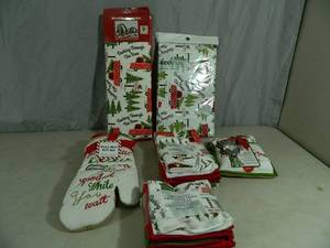 New Christmas Themed Set