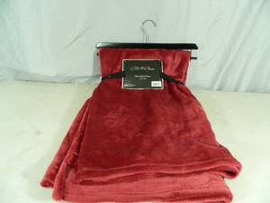 New Shiny Velvet Throw