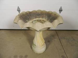 HEAVY Solid Concrete Bird Bath