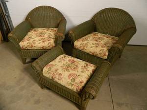 2 Wicker Chairs with Ottoman